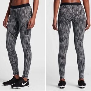 Nike Pro HyperWarm Leggings Grey and Black Brush Stroke Pattern Women Medium